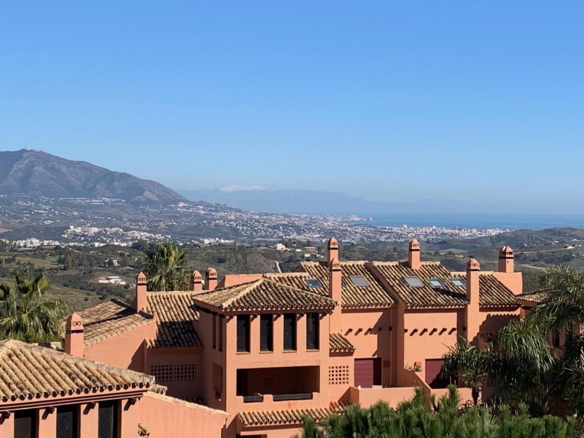El Soto De Marbella Free Golf-tennis-padel-gym 2 Bedroom Penthouse Apartment La Mairena