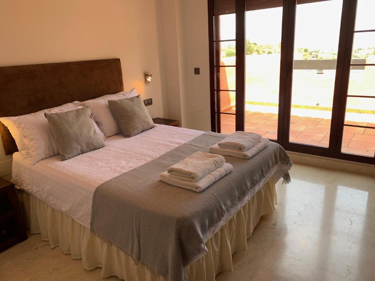 El Soto De Marbella Free Golf-tennis-padel-gym 2 Bedroom Penthouse Apartment