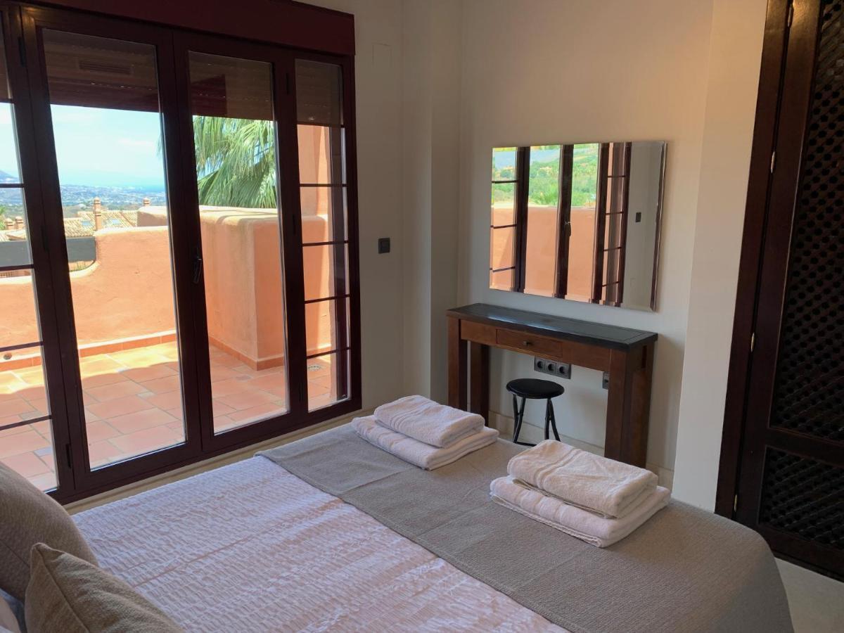 Apartment El Soto De Marbella Free Golf-tennis-padel-gym 2 Bedroom Penthouse *